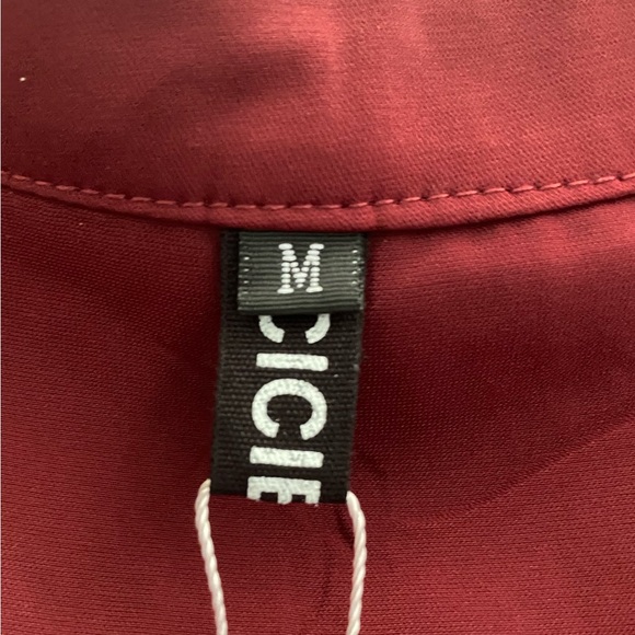 NEW CiCiBird Button Down Casual Peplum Top - Deep Red /maroon - size M - Picture 6 of 9